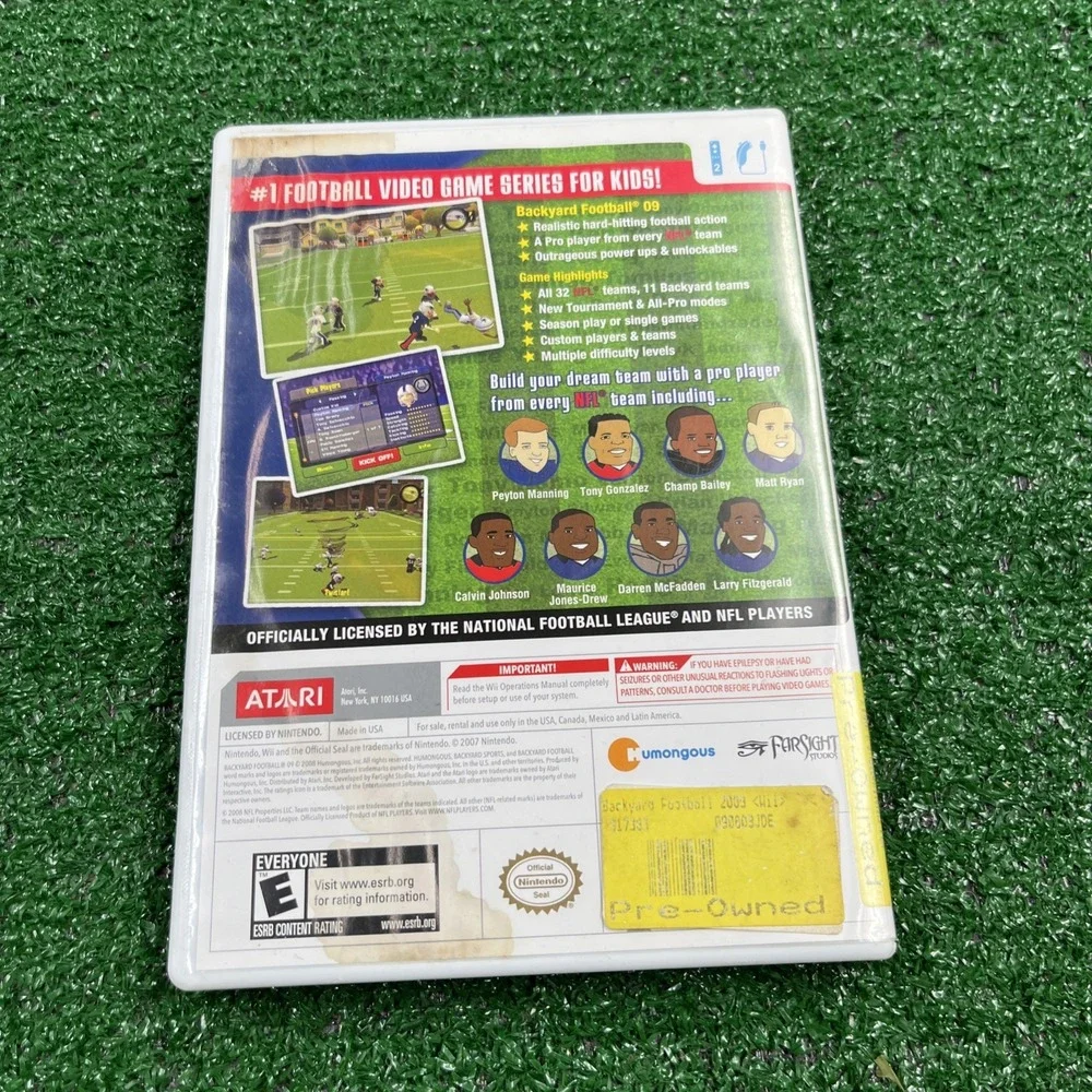 Wii Backyard Football With Tom Brady & Backyard Football W/ Tom Brady 09'‎ CIB